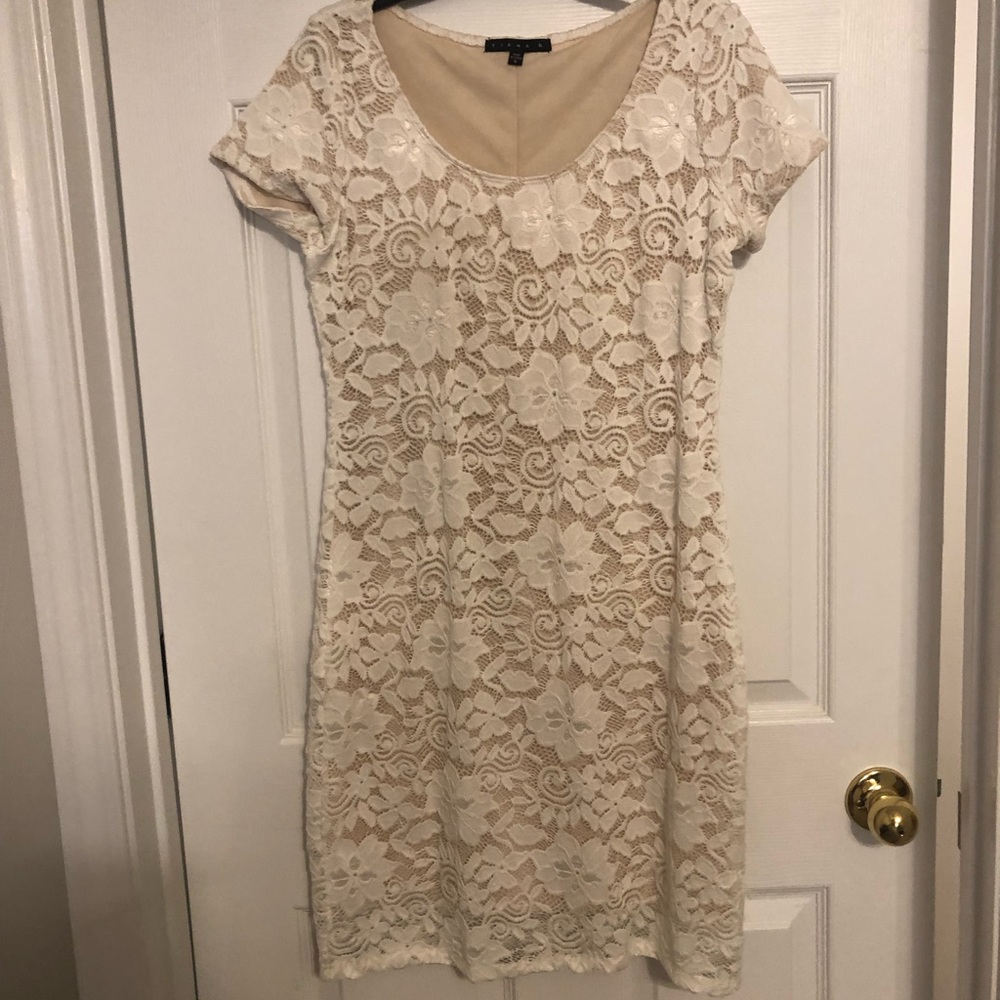 Lace dress